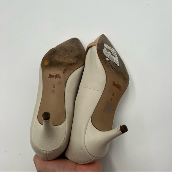 Coach Lauri White/Beechwood Kitten Horsebit Heels - Picture 6 of 7